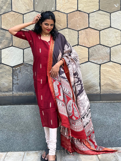 Ananya - Maroon