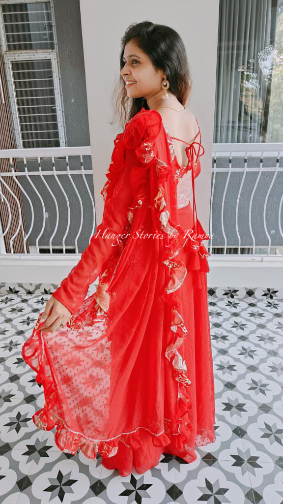 Bouquet red saree gown